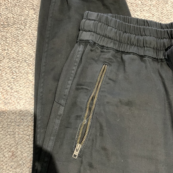 TNA joggers - Picture 3 of 3